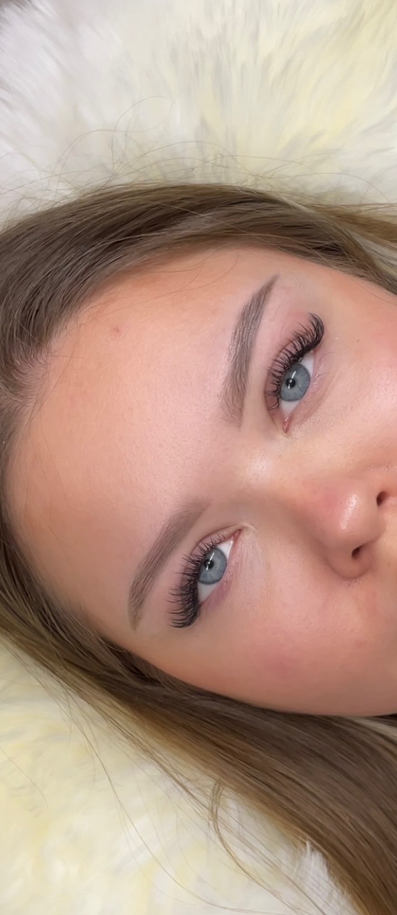 Lovin' Lashes by Vy